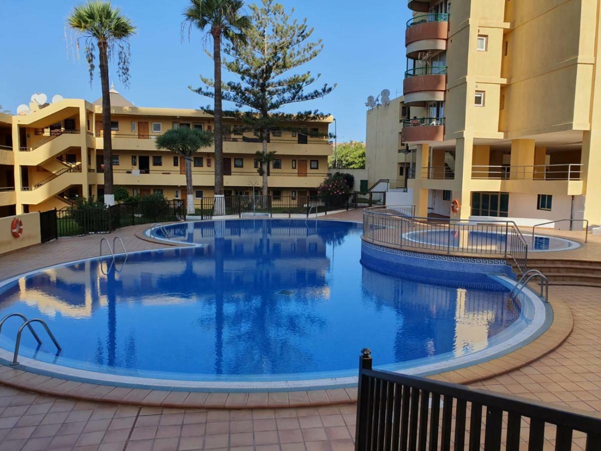 Apartamento Torres Del Sol Arona  Esterno foto